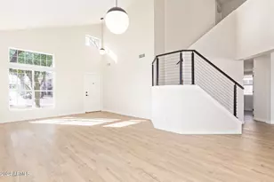 1018 W Kings Ave, Phoenix, AZ 85023 - Photo 2