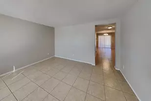 938 E Kelsi Ave, San Tan Valley, AZ 85140 - Photo 4