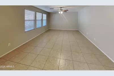 938 E Kelsi Avenue, San Tan Valley, AZ 85140 - Photo 2