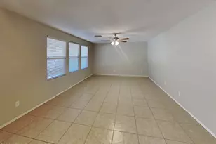 938 E Kelsi Ave, San Tan Valley, AZ 85140 - Photo 2