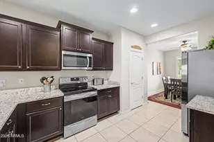 570 S 224th Dr, Buckeye, AZ 85326 - Photo 8