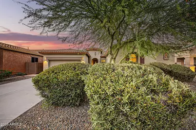 13388 W Chaparosa Way, Peoria, AZ 85383 - Photo 2