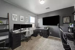 18561 W Legend Dr, Surprise, AZ 85374 - Photo 26