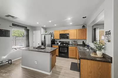 18561 W Legend Drive, Surprise, AZ 85374 - Photo 12