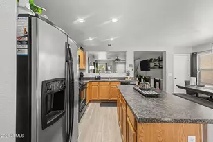 18561 W Legend Dr, Surprise, AZ 85374 - Photo 14