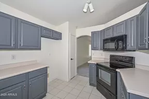 6277 W Blackhawk Dr, Glendale, AZ 85308 - Photo 10