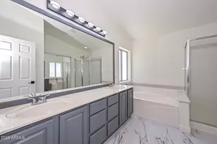 6277 W Blackhawk Dr, Glendale, AZ 85308 - Photo 16