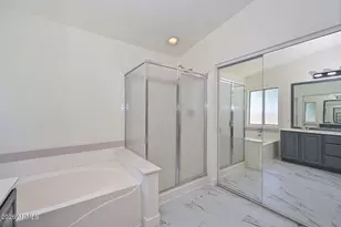 6277 W Blackhawk Dr, Glendale, AZ 85308 - Photo 18