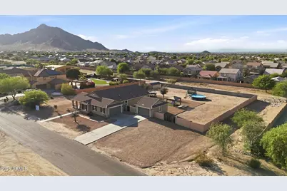 3760 W Roberts Road, San Tan Valley, AZ 85144 - Photo 56