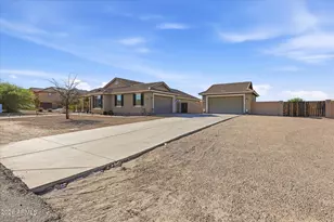 3760 W Roberts Rd, San Tan Valley, AZ 85144 - Photo 4