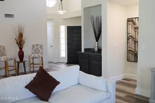 11840 N 40th Way, Phoenix, AZ 85028 - Photo 12