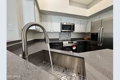 11840 N 40th Way, Phoenix, AZ 85028 - Photo 22