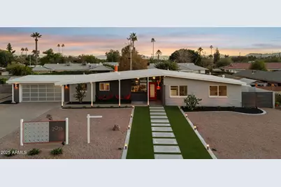 2055 W Windsor Avenue, Phoenix, AZ 85009 - Photo 2