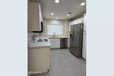 17737 W Hearn Road, Surprise, AZ 85388 - Photo 2