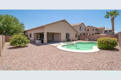 15032 W Desert Hills Drive, Surprise, AZ 85379 - Photo 4