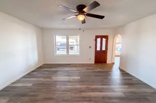 2115 W Danbury Rd, Phoenix, AZ 85023 - Photo 10
