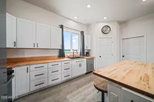 49102 N 530th Ave, Aguila, AZ 85320 - Photo 14