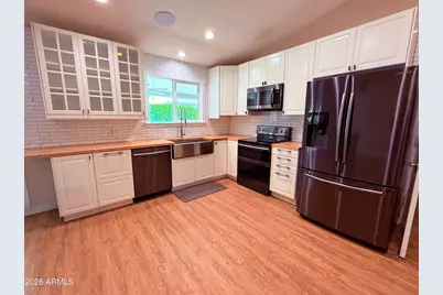 306 E Houston Avenue, Gilbert, AZ 85234 - Photo 8