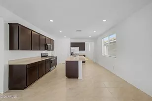 8035 W Berkeley Rd, Phoenix, AZ 85035 - Photo 14
