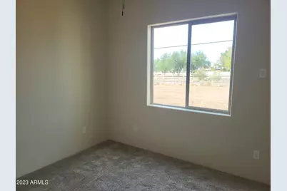48111 N 7th Avenue, New River, AZ 85087 - Photo 36