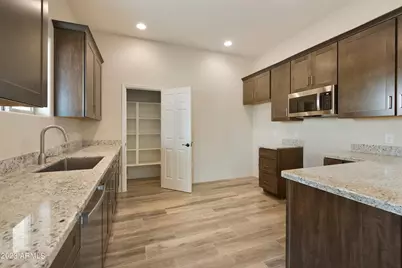48111 N 7th Avenue, New River, AZ 85087 - Photo 16