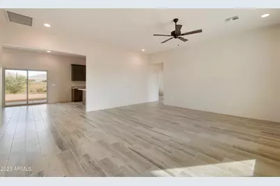 48111 N 7th Avenue, New River, AZ 85087 - Photo 22