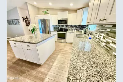 14842 W Jomax Road, Surprise, AZ 85387 - Photo 18