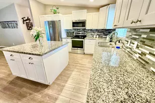 14842 W Jomax Rd, Surprise, AZ 85387 - Photo 18