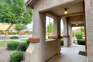 2188 S Heron Ln, Gilbert, AZ 85295 - Photo 2