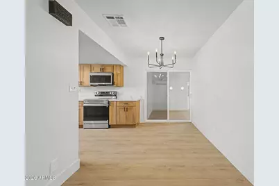 562 E Hondo Avenue, Apache Junction, AZ 85119 - Photo 16