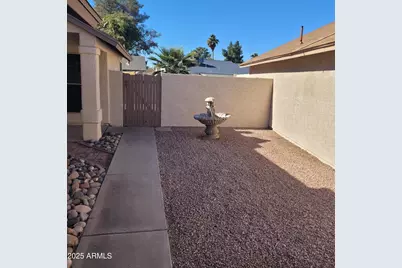 1622 N Comanche Drive, Chandler, AZ 85224 - Photo 2