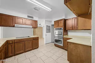 1051 S 72nd Way, Mesa, AZ 85208 - Photo 18