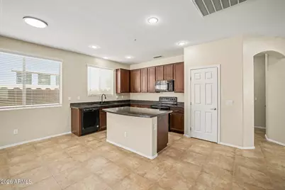 11976 W Nadine Way, Peoria, AZ 85383 - Photo 14