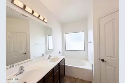 606 W Beautiful Lane, Phoenix, AZ 85041 - Photo 36