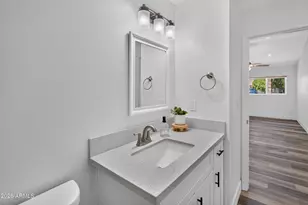 2327 N 31st St, Phoenix, AZ 85008 - Photo 24