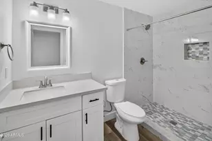2327 N 31st St, Phoenix, AZ 85008 - Photo 12