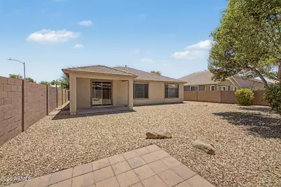 13534 W Port Royale Lane, Surprise, AZ 85379 - Photo 24
