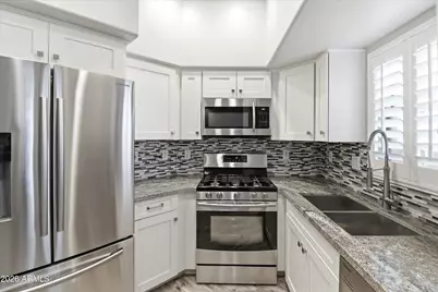 5015 E Cheyenne Drive #17, Phoenix, AZ 85044 - Photo 4