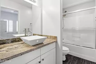 5015 E Cheyenne Dr, Phoenix, AZ 85044 - Photo 10