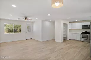 901 N 95th Pl, Mesa, AZ 85207 - Photo 8