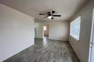 2233 E Wood St, Phoenix, AZ 85040 - Photo 22