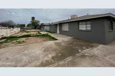 2233 E Wood Street, Phoenix, AZ 85040 - Photo 2