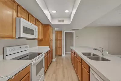 309 E Pebble Beach Drive, Tempe, AZ 85282 - Photo 8