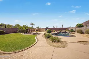 9809 W Bent Tree Dr, Peoria, AZ 85383 - Photo 34
