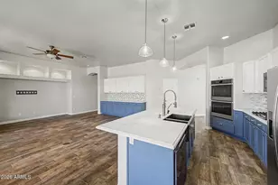 9809 W Bent Tree Dr, Peoria, AZ 85383 - Photo 10