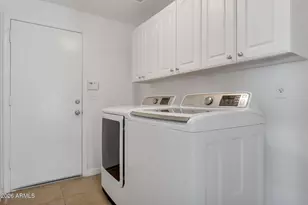 427 W Palomino Dr, Tempe, AZ 85284 - Photo 34