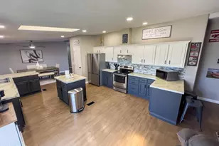 7022 W Karen Lee Ln, Peoria, AZ 85382 - Photo 12