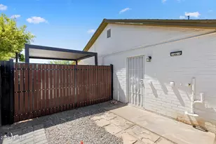 9031 N 2nd Dr, Phoenix, AZ 85021 - Photo 32