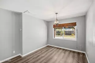 9031 N 2nd Dr, Phoenix, AZ 85021 - Photo 14
