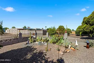 9714 W Brokenstone Dr, Sun City, AZ 85351 - Photo 38